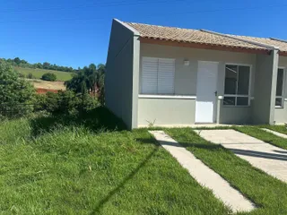 Casa geminada com 2 dormitórios, foto 2