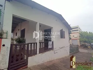 Fachada externa de uma residência em Lajeado, Brasil.