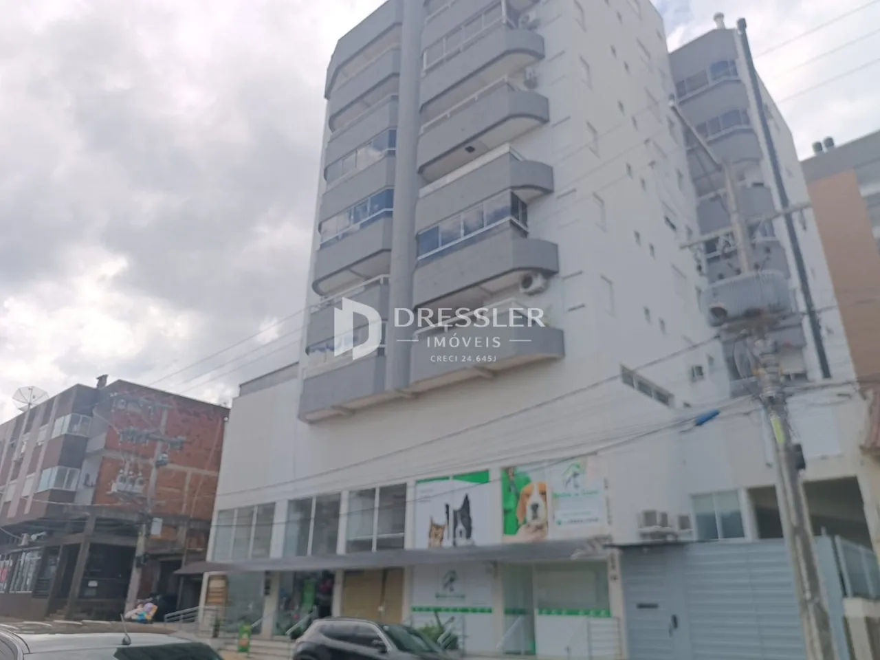 Fachada de um prédio residencial em Lajeado, Brasil.