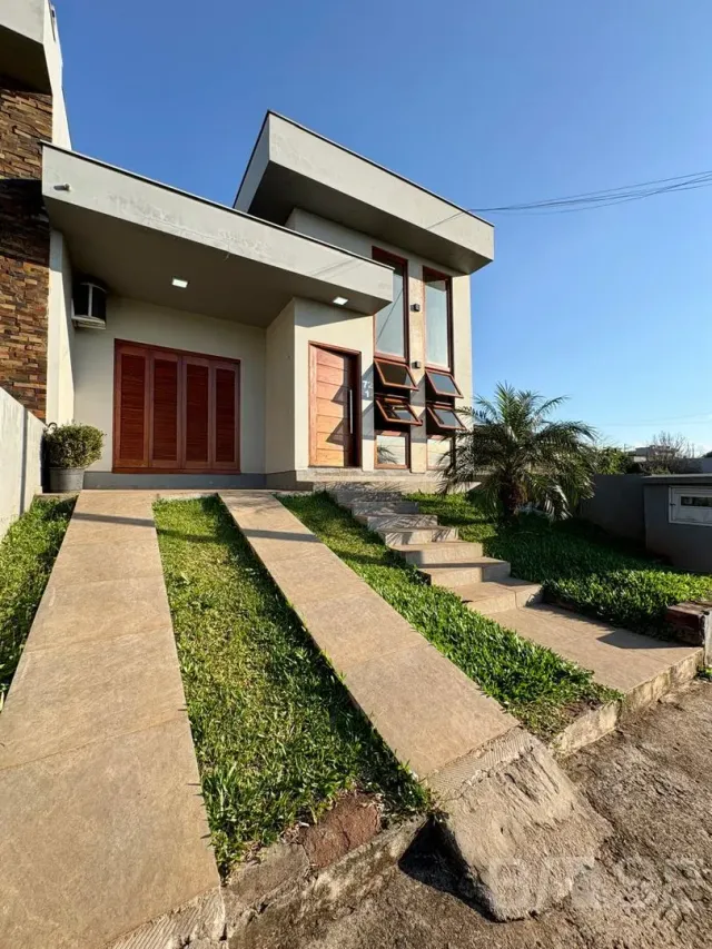 Casa geminada com 3 dormitórios