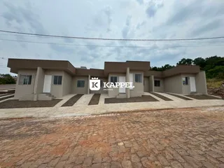 Casa geminada com 2 dormitórios, foto 1