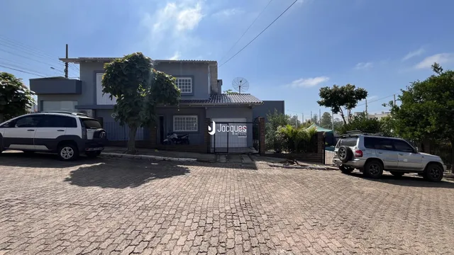Casa com 4 dormitórios, foto 2