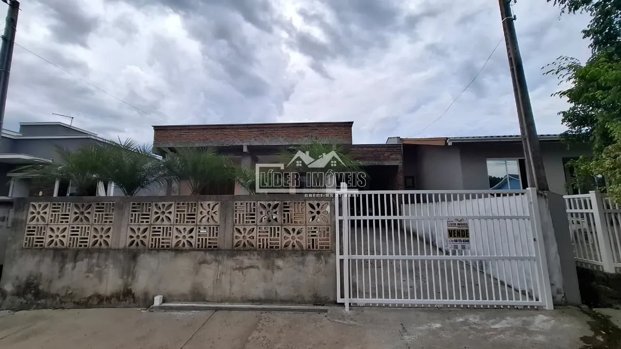 Casa com 2 dormitórios, foto 1