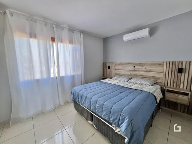 Sobrado com 2 dormitórios