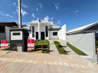 Fachada de uma casa moderna em Lajeado, Brasil.