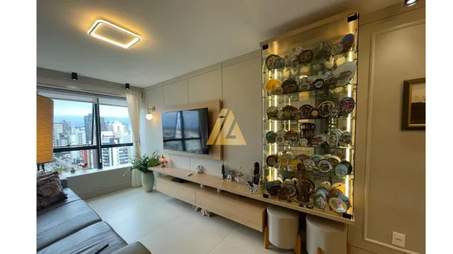 Apartamento com 2 dormitórios