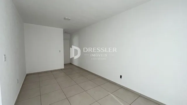 Apartamento com 2 dormitórios, foto 2