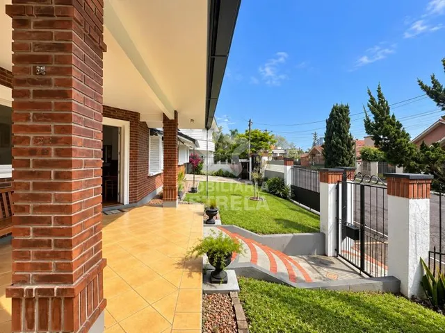Casa com 4 dormitórios, foto 2