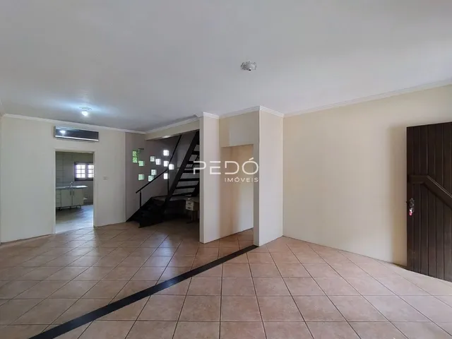 Casa com 4 dormitórios, foto 2