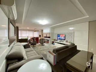 Apartamento com 4 dormitórios, foto 2