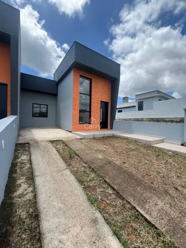 Casa geminada com 3 dormitórios