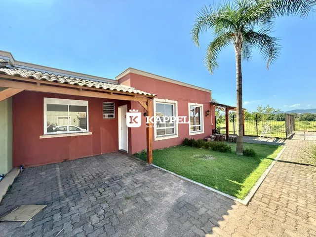 Casa geminada com 3 dormitórios