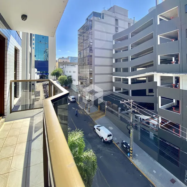 Vista da fachada de edifícios residenciais em Lajeado, Brasil.