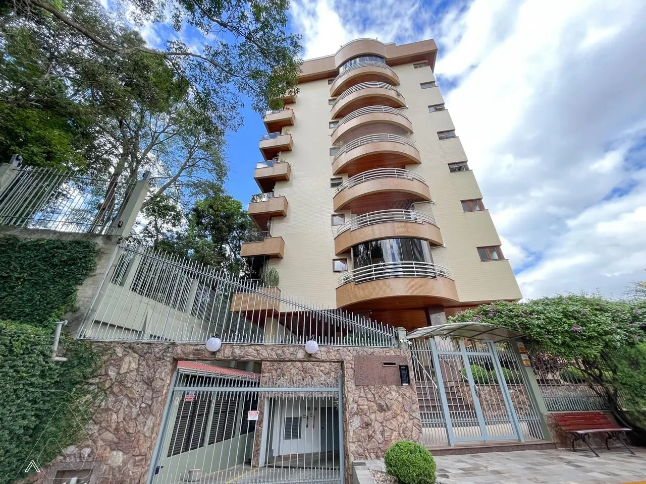 Apartamento com 4 dormitórios, foto 1