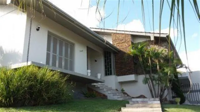 Casa com 4 dormitórios, foto 2