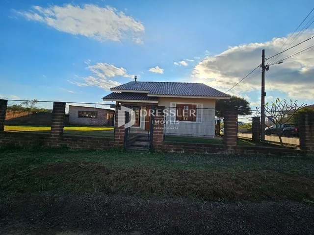 Casa com 3 dormitórios
