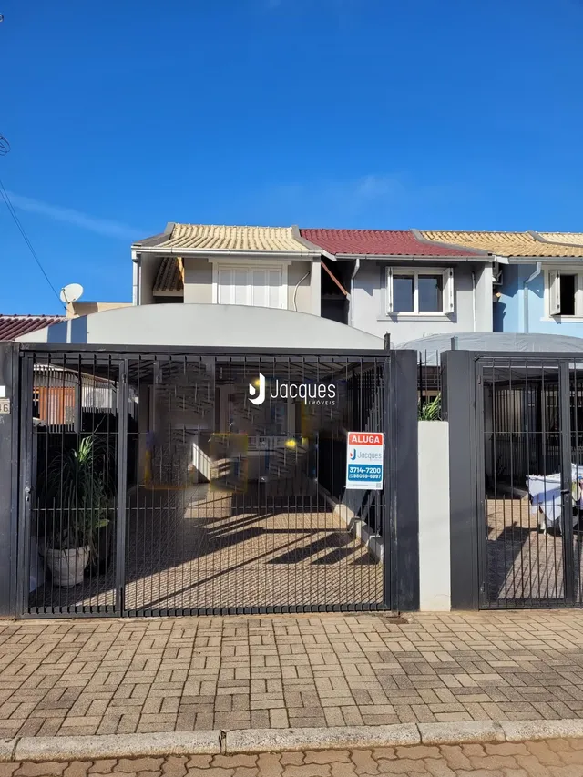 Sobrado com 2 dormitórios