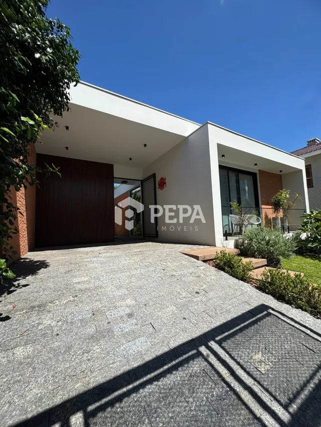 Casa com 3 dormitórios