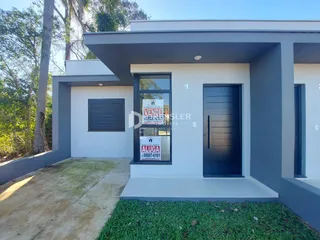 Fachada moderna de uma residência em Lajeado, Brasil.