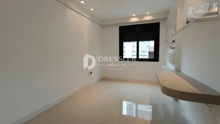 Apartamento com 3 dormitórios, foto 15