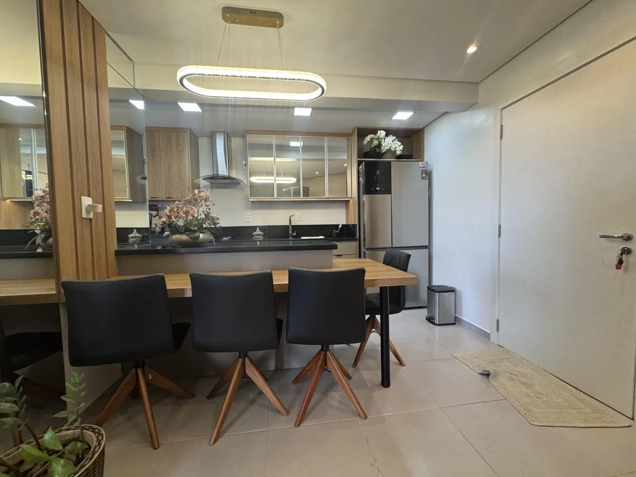 Apartamento com 2 dormitórios, foto 1