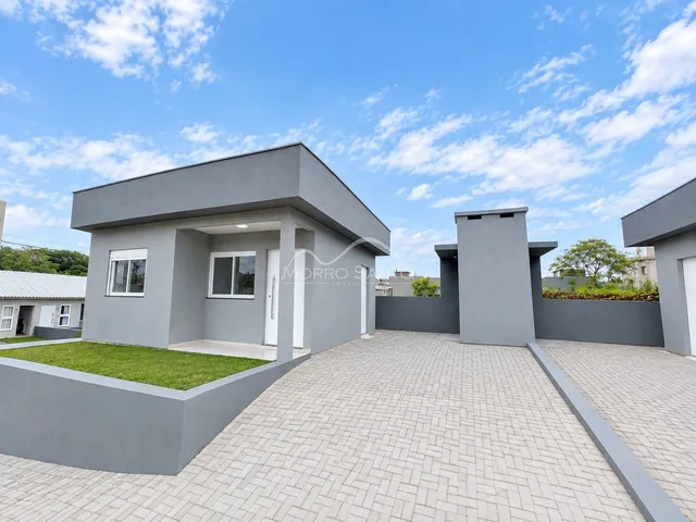 Casa geminada com 2 dormitórios