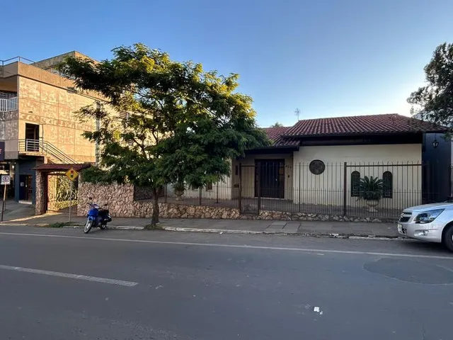 Casa com 4 dormitórios