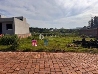 Vista da fachada de uma residência em Lajeado, Brasil.