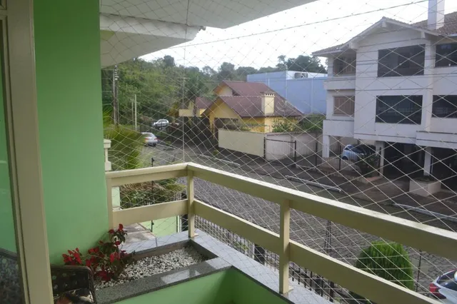 Sobrado com 3 dormitórios