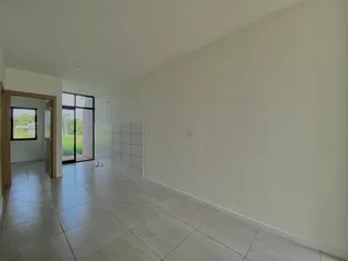 Casa geminada com 2 dormitórios, foto 2