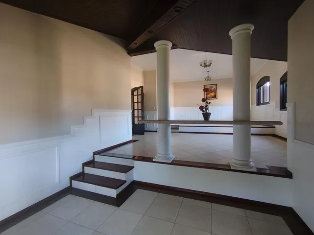 Casa com 4 dormitórios, foto 3