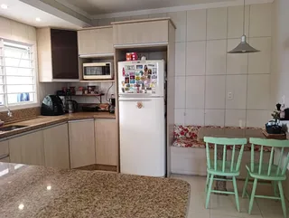 Casa com 3 dormitórios, foto 2