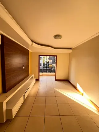 Apartamento com 2 dormitórios, foto 2