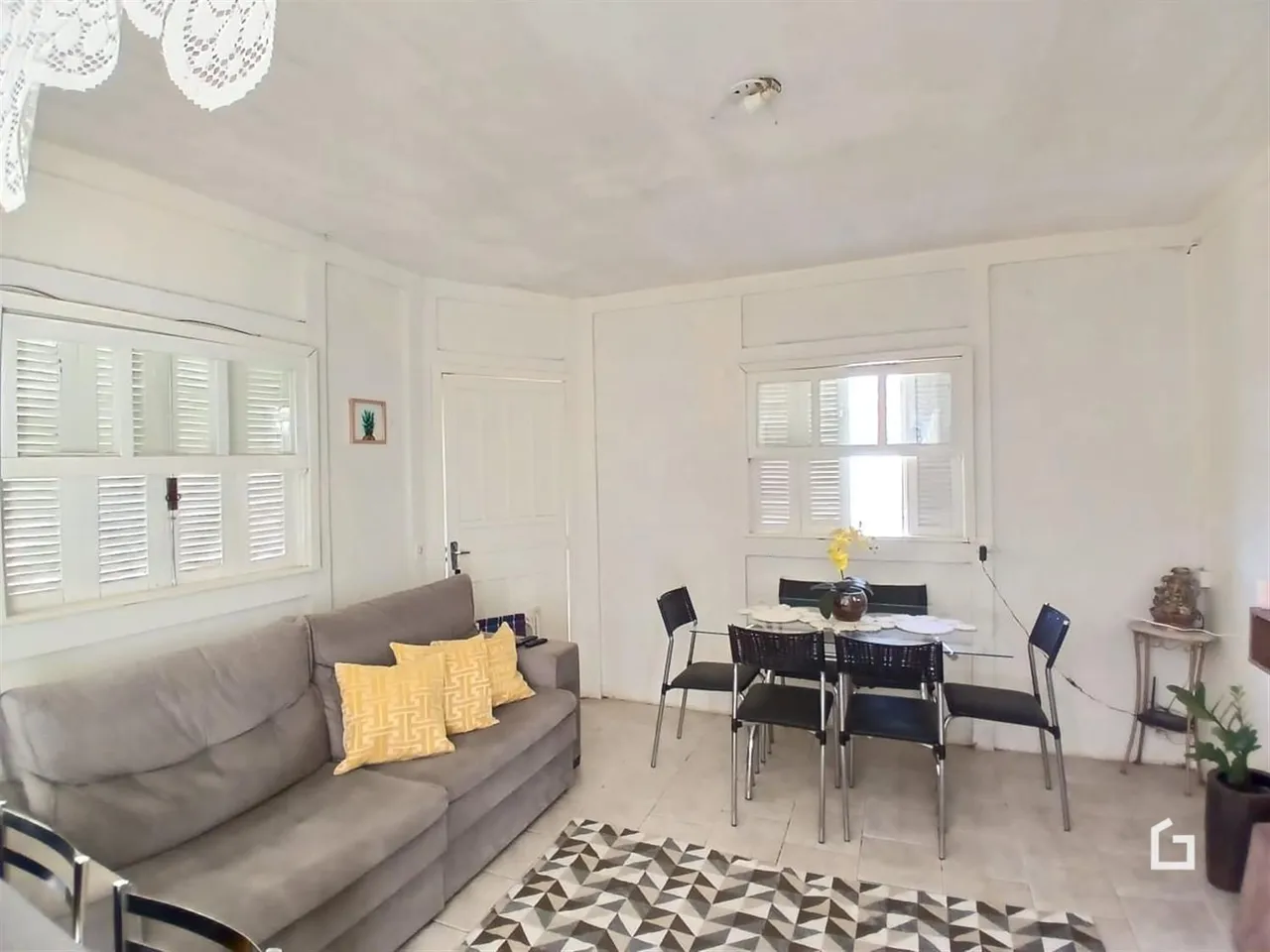 Casa com 2 dormitórios, foto 1