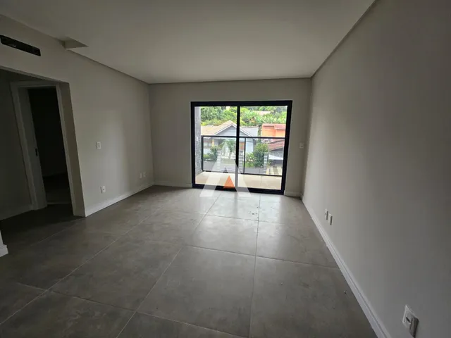 Apartamento com 2 dormitórios, foto 2