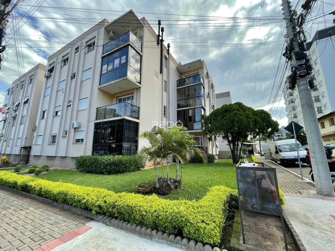 Fachada de um prédio residencial em Lajeado, Brasil.