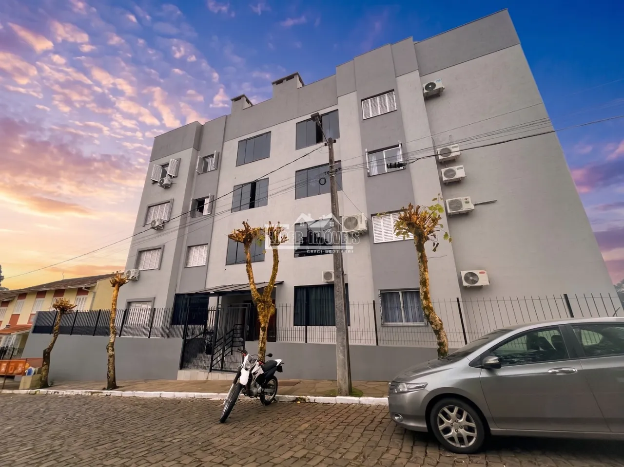 Apartamento com 2 dormitórios, foto 1