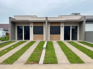 Casa geminada com 2 dormitórios, foto 1