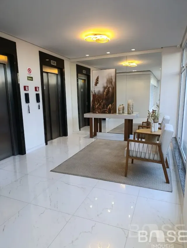 Apartamento com 3 dormitórios, foto 2