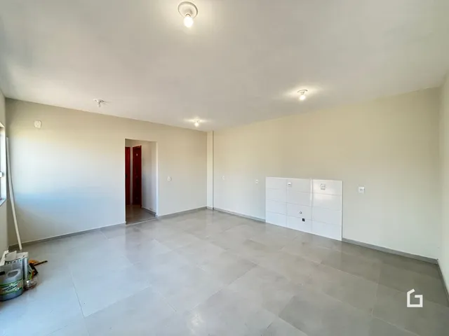Casa geminada com 1 dormitório
