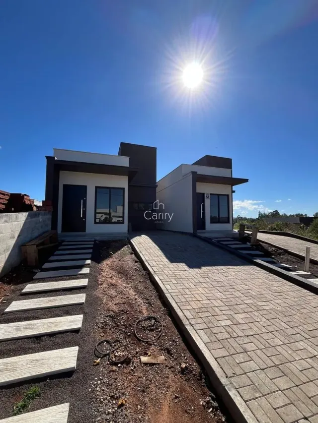 Casa geminada com 3 dormitórios