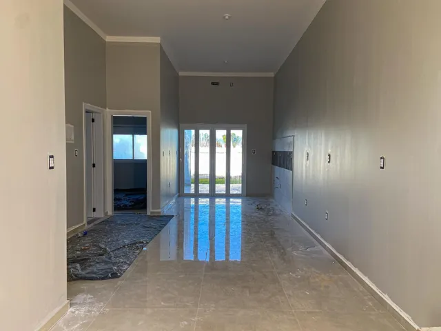 Casa geminada com 2 dormitórios