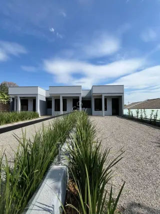 Casa geminada com 2 dormitórios, foto 1