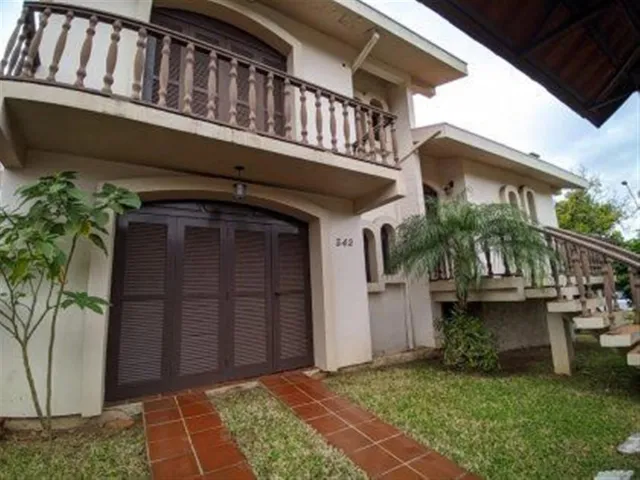 Casa com 3 dormitórios