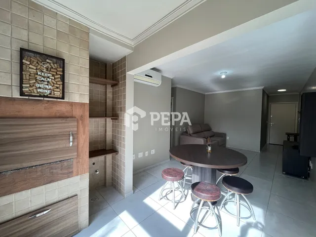 Apartamento com 2 dormitórios