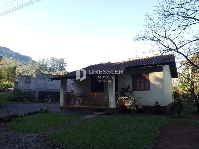 Área rural com 2 dormitórios