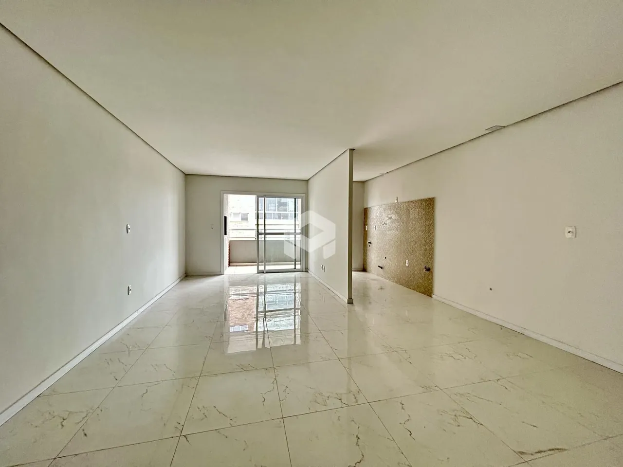 Apartamento com 3 dormitórios, foto 1