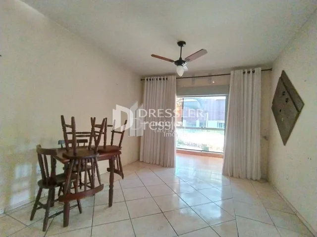Apartamento com 2 dormitórios, foto 2