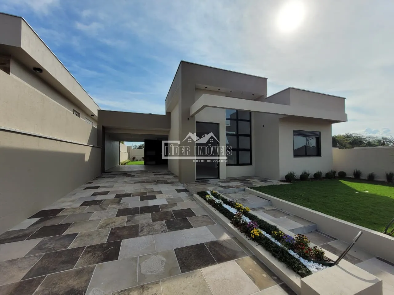 Casa com 3 dormitórios, foto 1