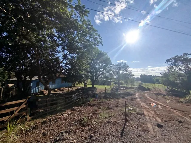 Área rural com 2 dormitórios